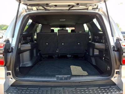 2025 Toyota 4Runner SR5 4WD (GS)
