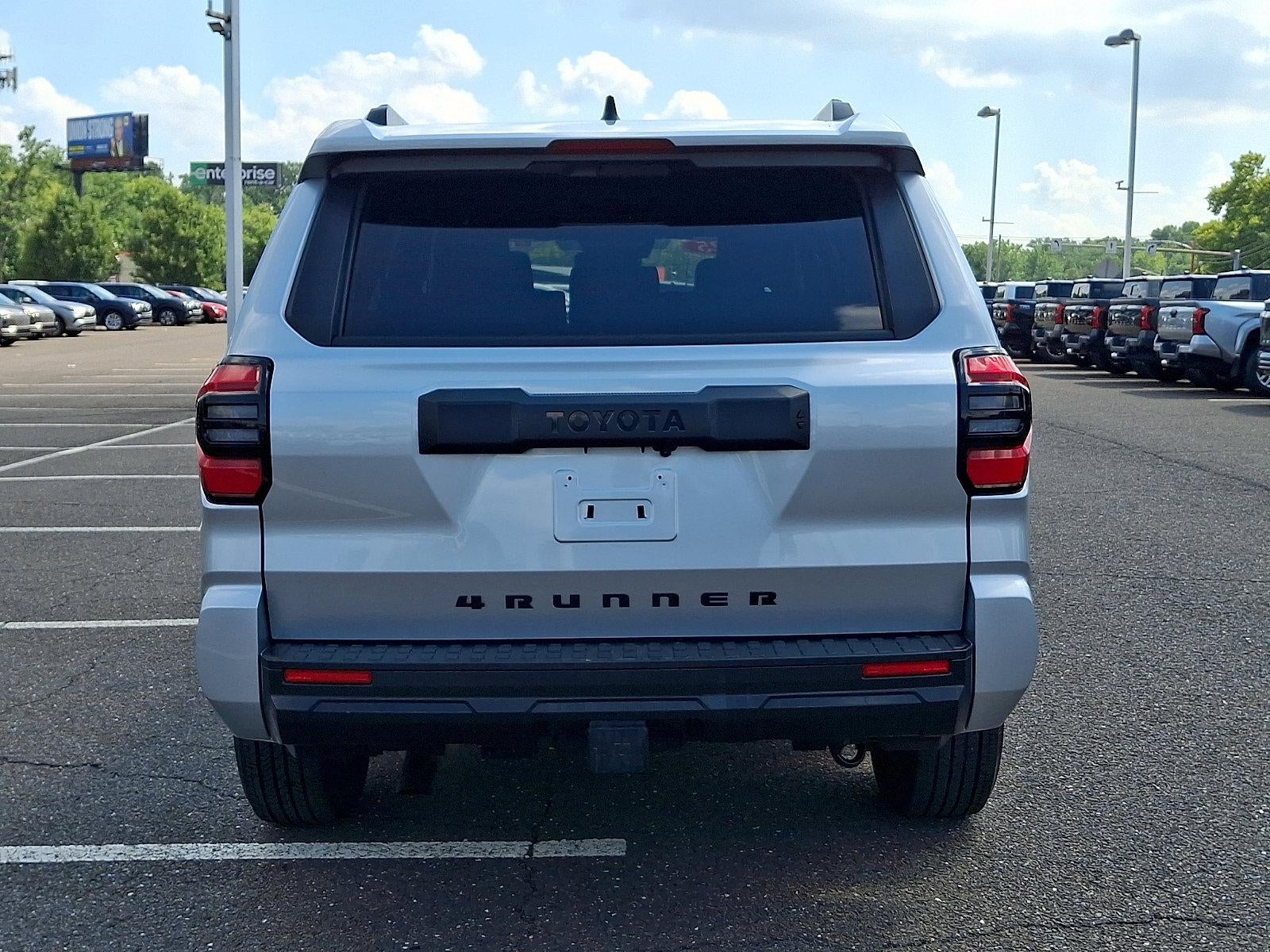 2025 Toyota 4Runner SR5 4WD (GS)