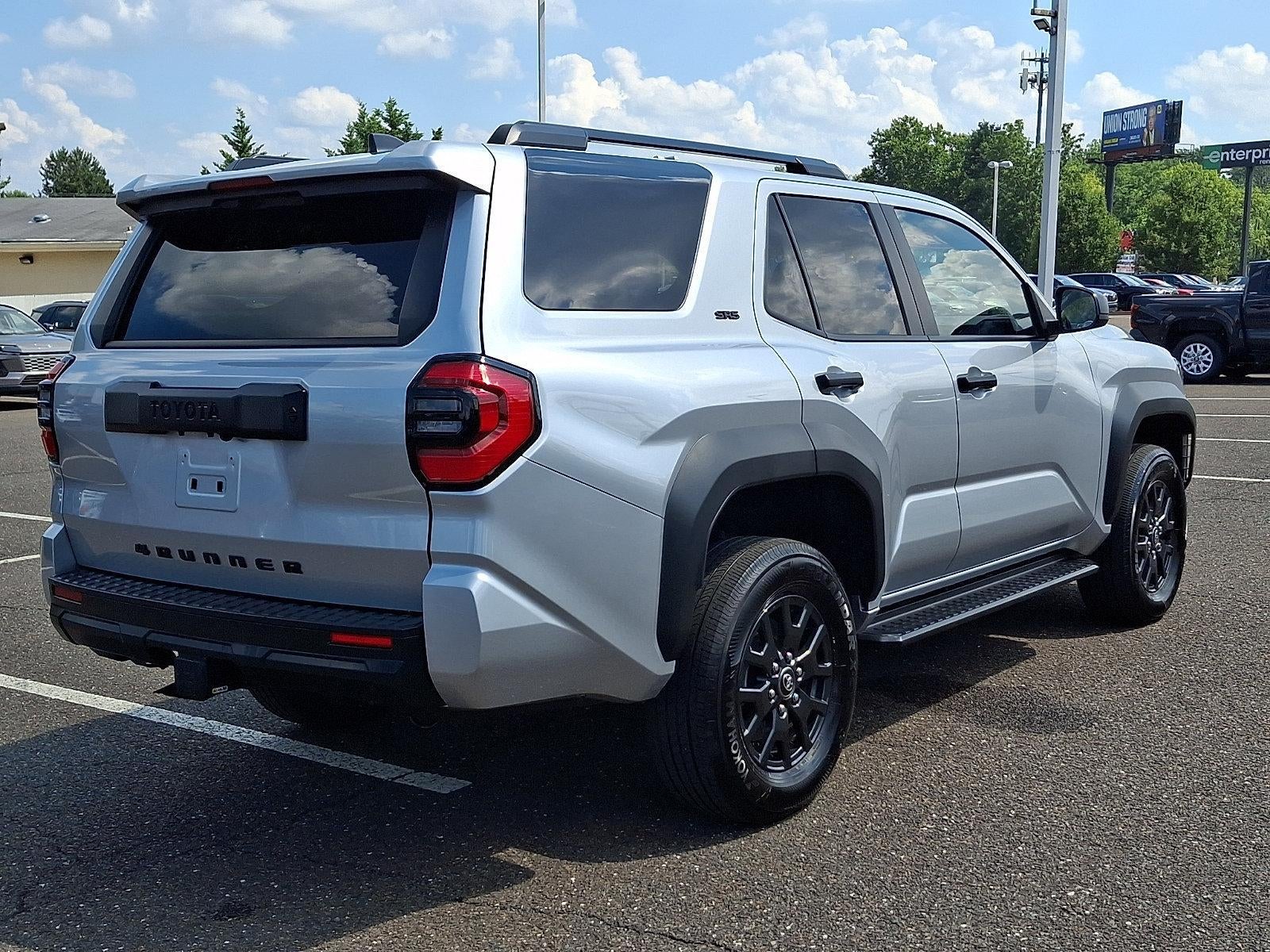 2025 Toyota 4Runner SR5 4WD (GS)