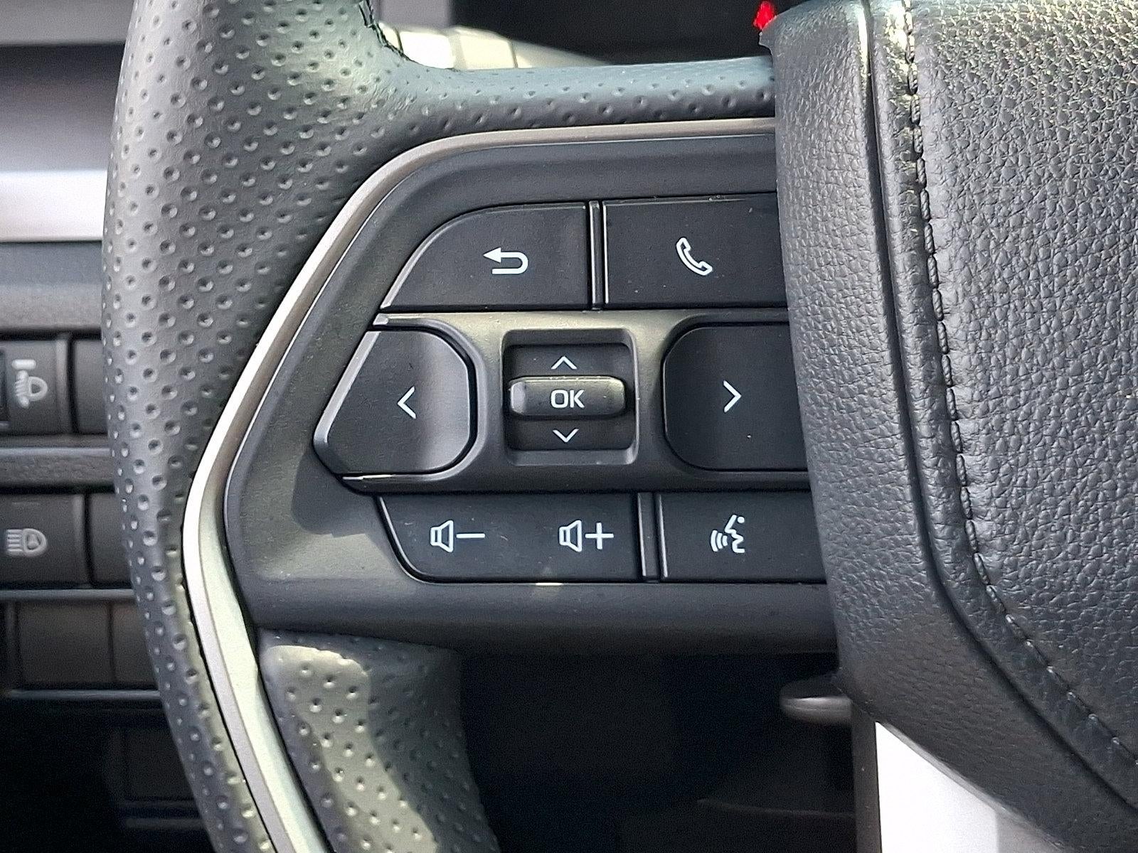 2025 Toyota 4Runner SR5 4WD (GS)