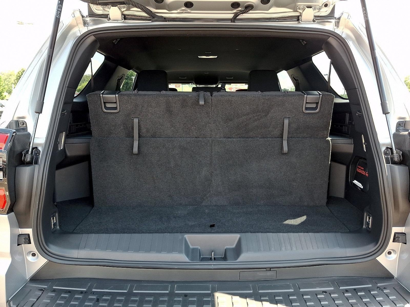2025 Toyota 4Runner SR5 4WD (GS)