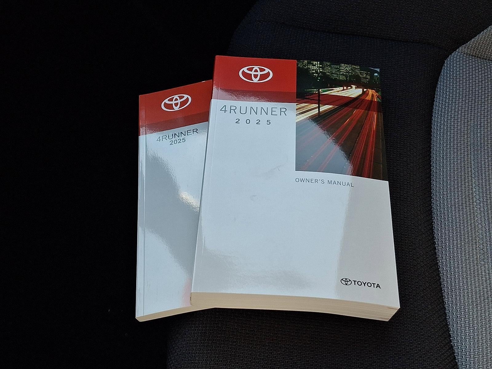 2025 Toyota 4Runner TRD Off Road 4WD (Natl)