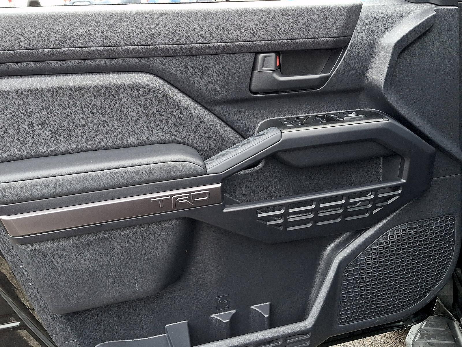 2025 Toyota 4Runner TRD Off Road 4WD (Natl)