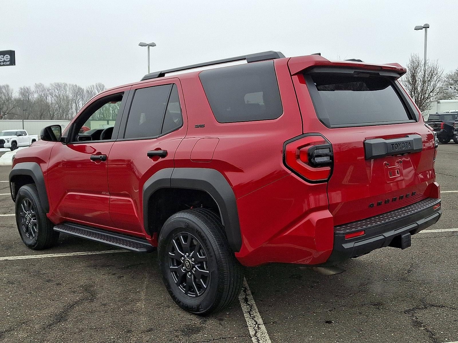 2025 Toyota 4Runner SR5 4WD (GS)