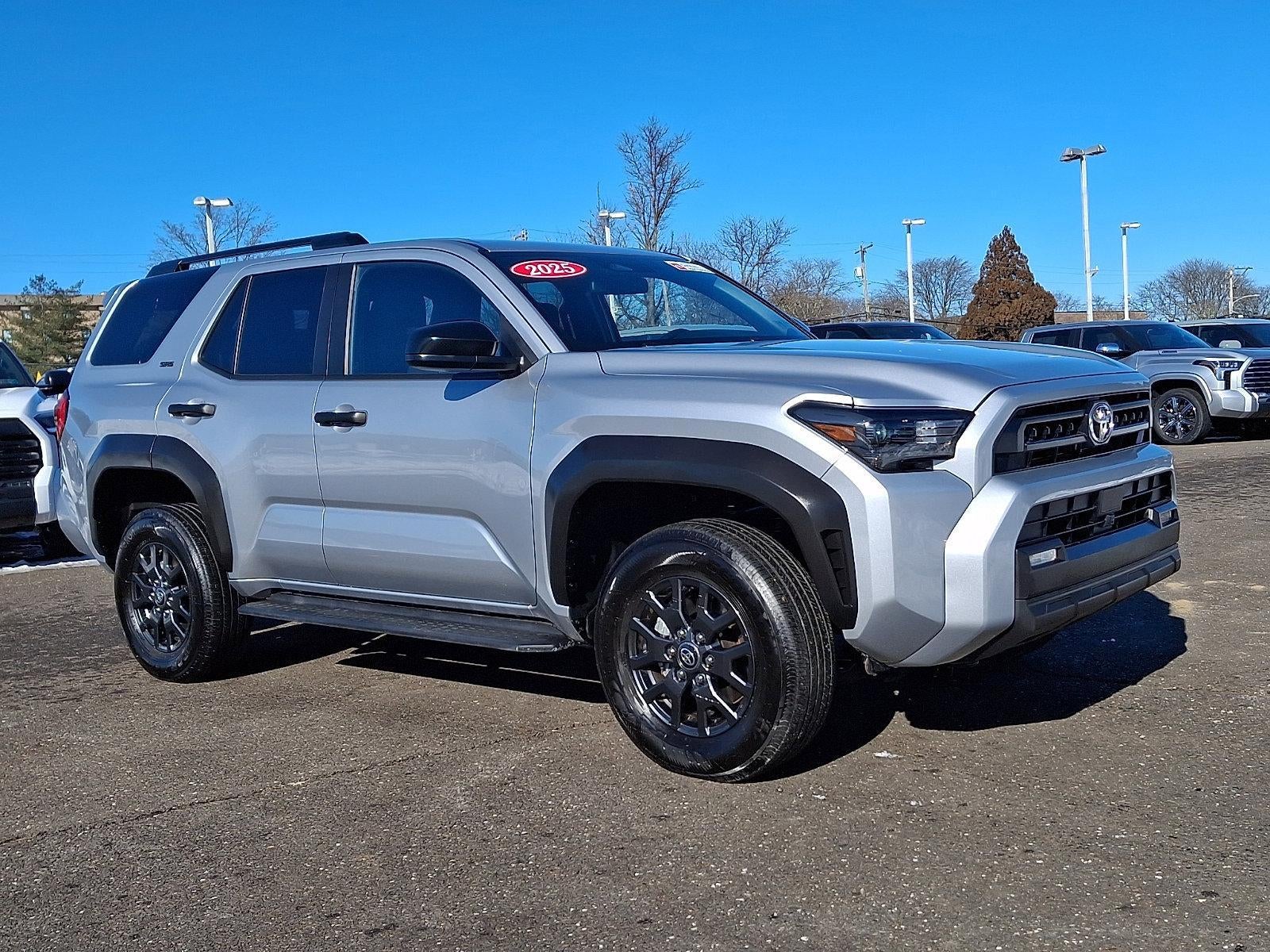 2025 Toyota 4Runner SR5 4WD (GS)