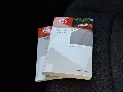 2025 Toyota 4Runner SR5 4WD (GS)