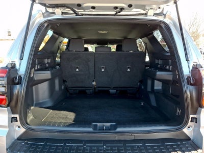 2025 Toyota 4Runner SR5 4WD (GS)