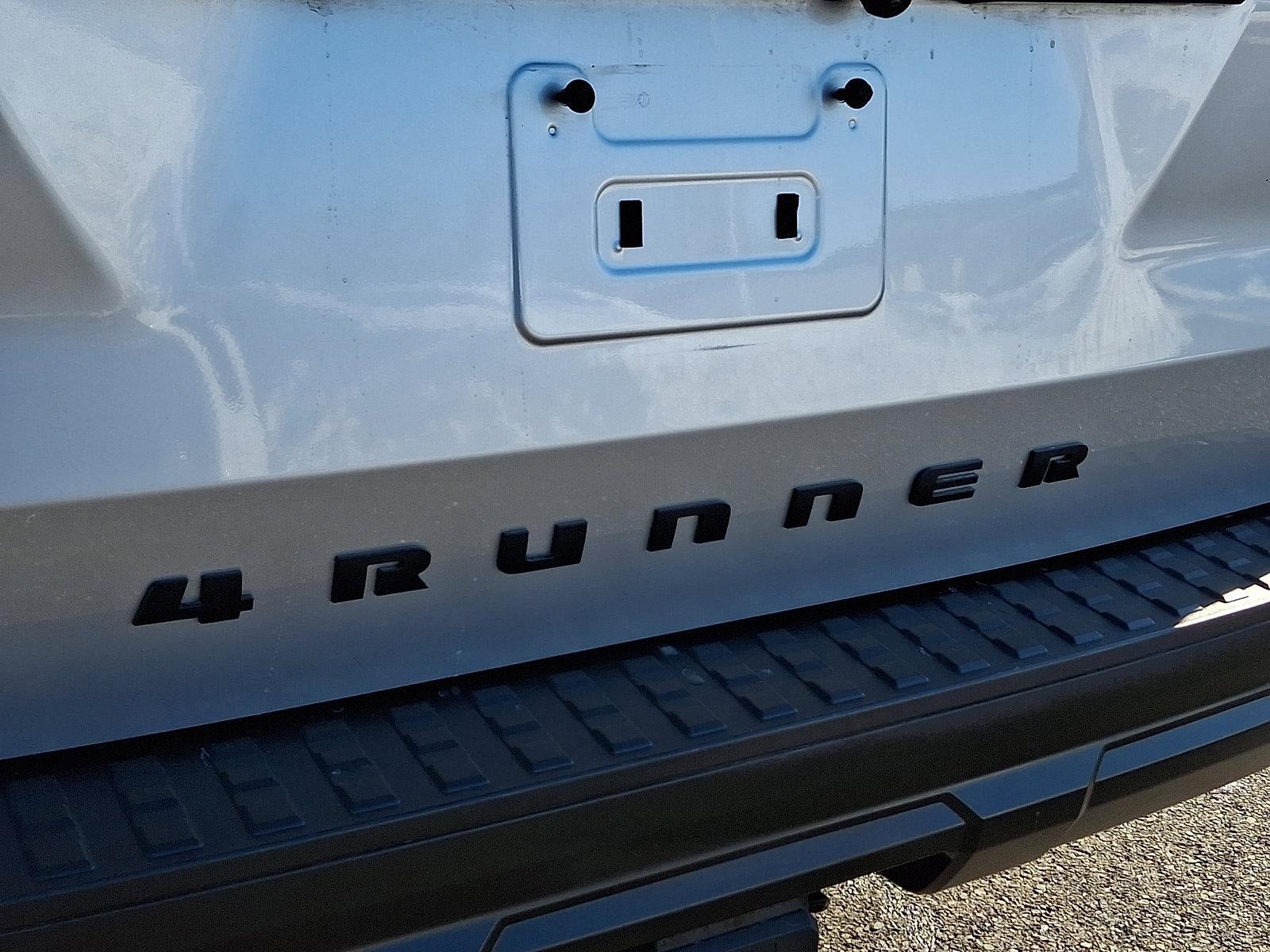 2025 Toyota 4Runner SR5 4WD (GS)