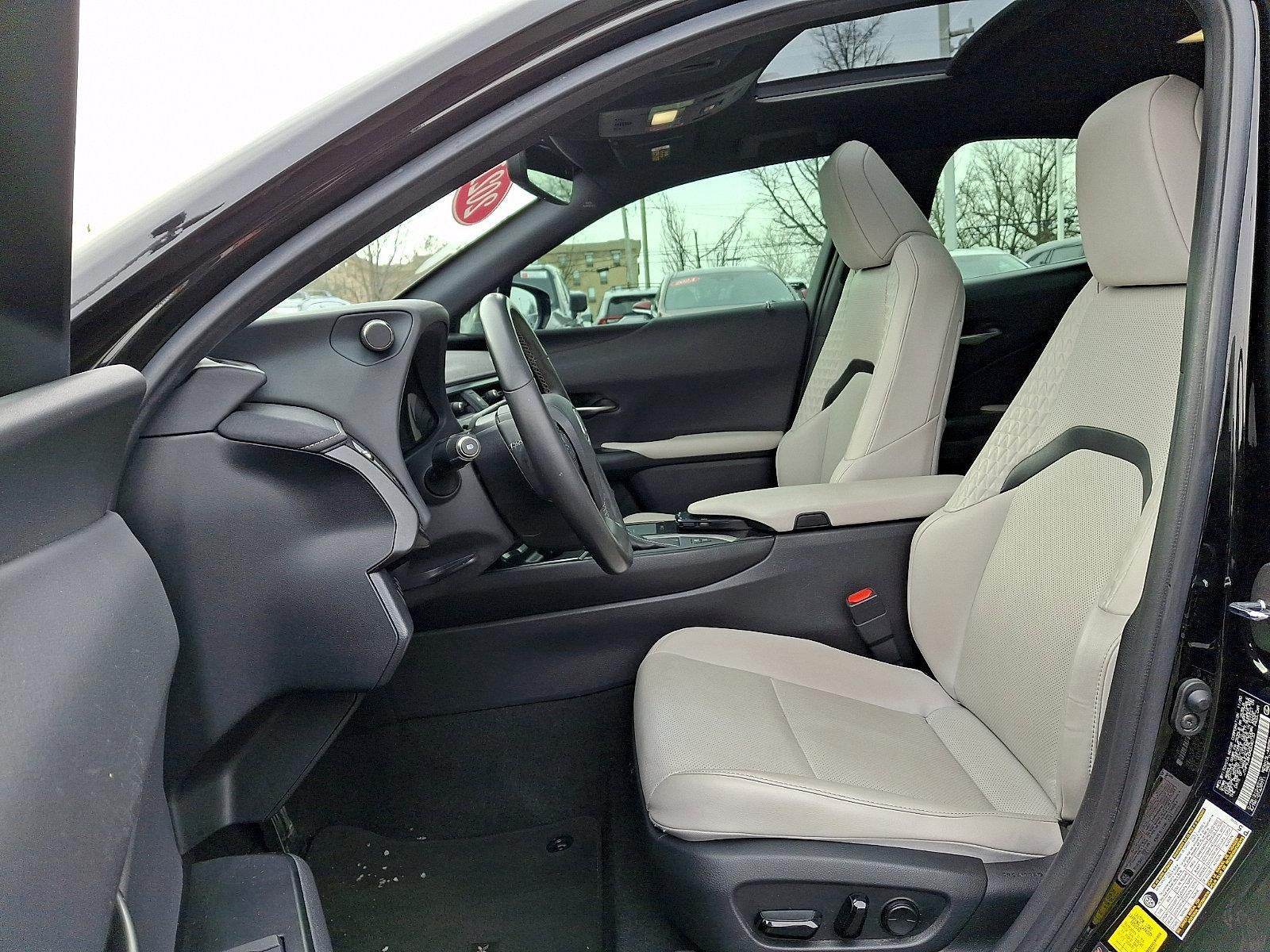 2021 Lexus UX 250h AWD