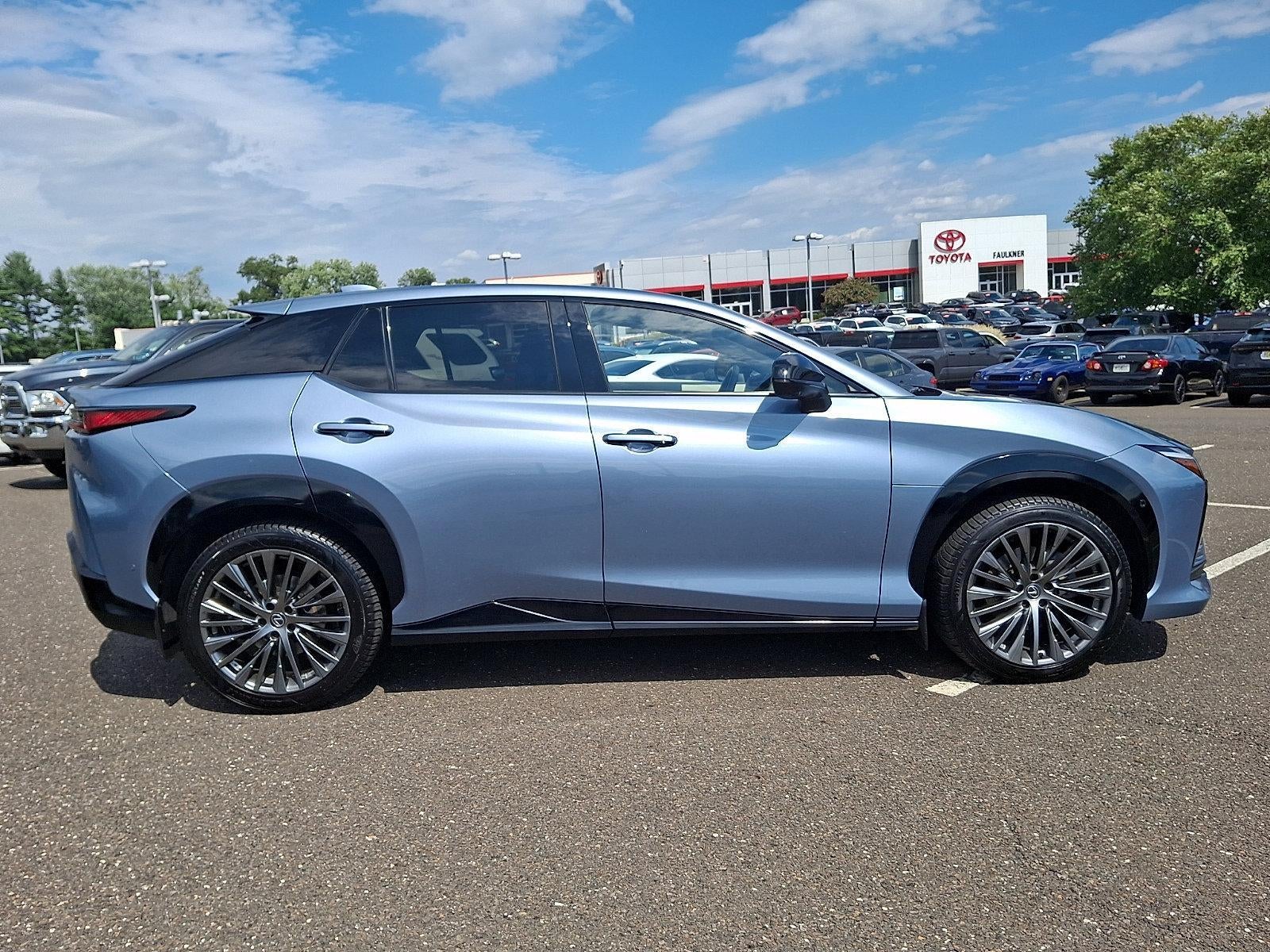 2023 Lexus RZ Luxury AWD