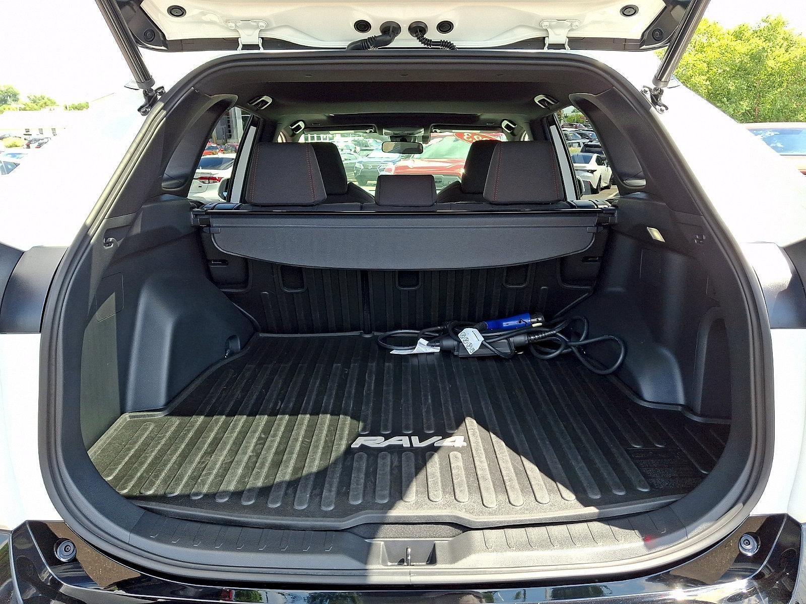 2023 Toyota RAV4 Prime SE (Natl)