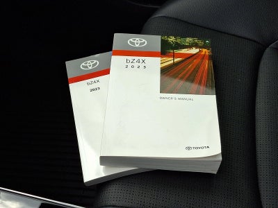 2023 Toyota bZ4X Limited AWD (Natl)