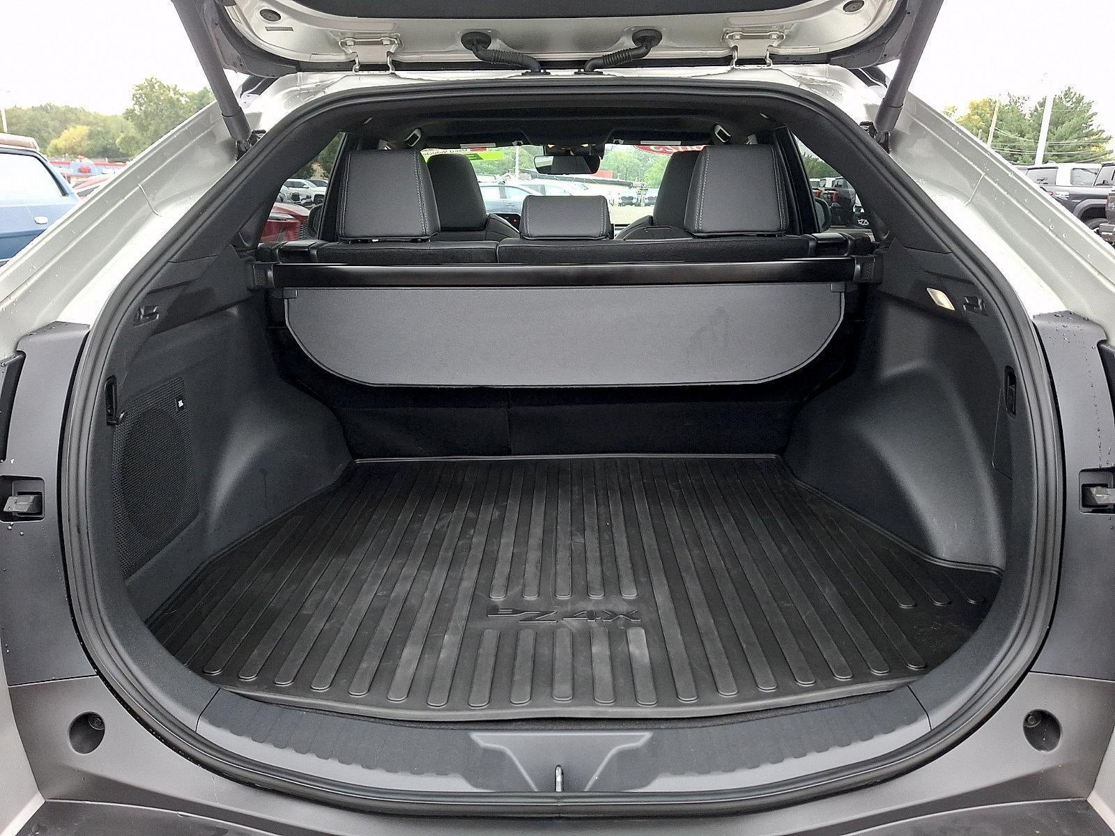2023 Toyota bZ4X Limited AWD (Natl)