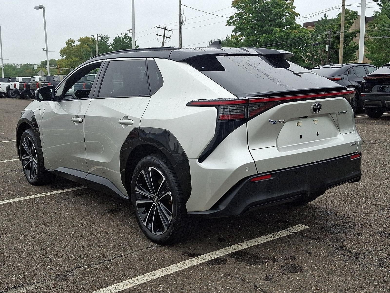 2023 Toyota bZ4X Limited AWD (Natl)