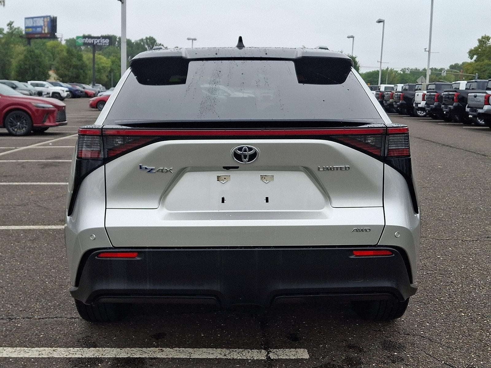 2023 Toyota bZ4X Limited AWD (Natl)