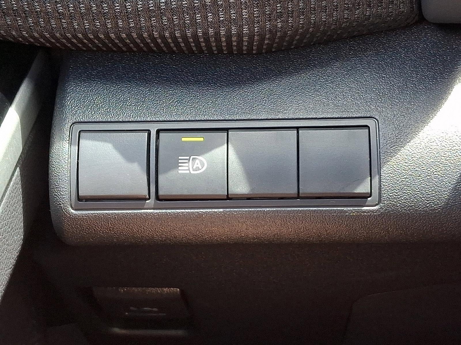 2023 Toyota bZ4X XLE AWD (Natl)