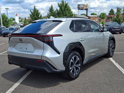 2023 Toyota bZ4X XLE AWD (Natl)