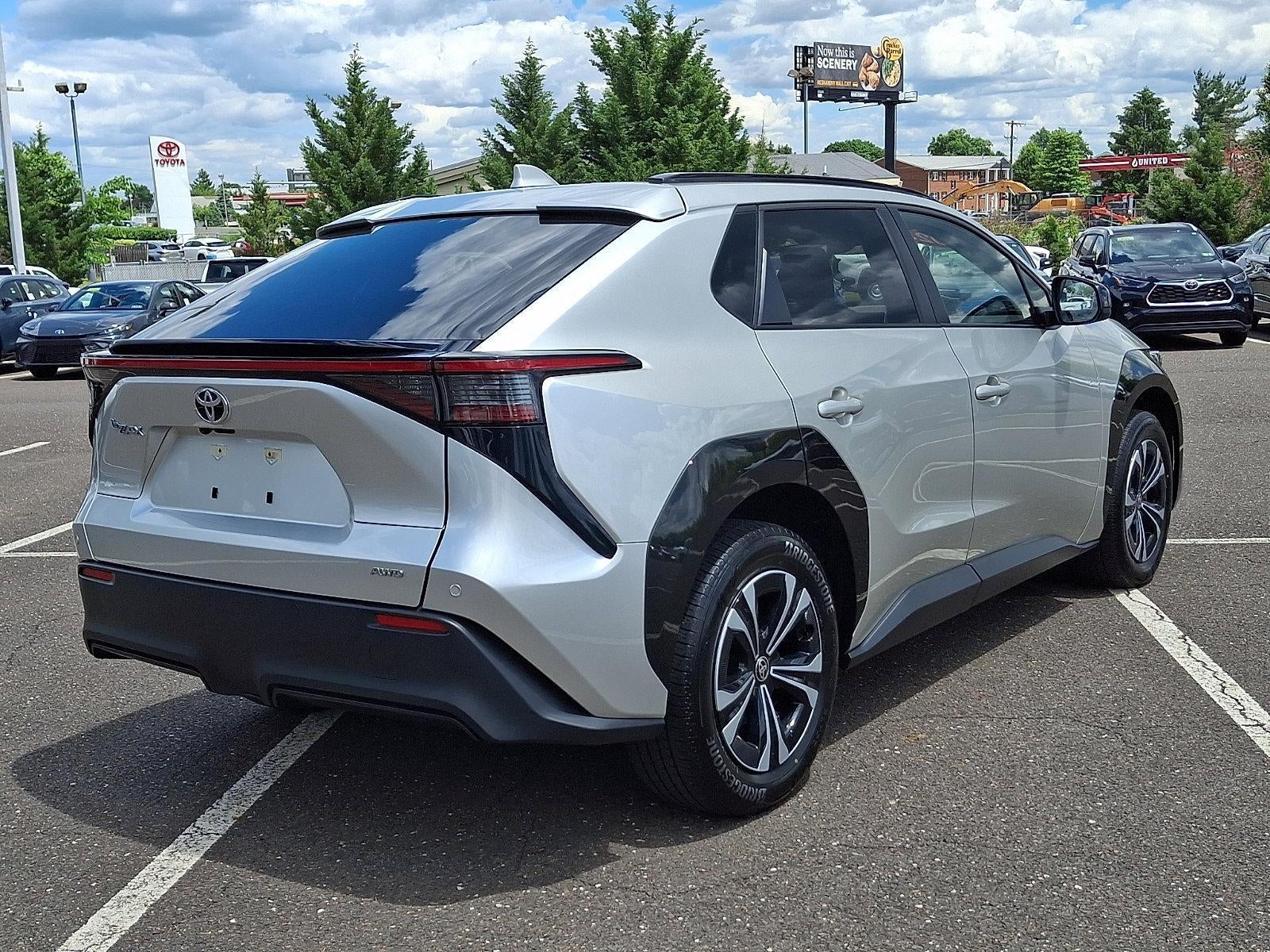 2023 Toyota bZ4X XLE AWD (Natl)