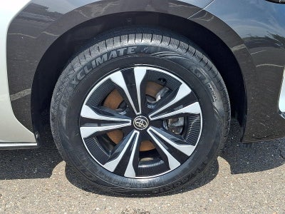 2023 Toyota bZ4X XLE AWD (Natl)