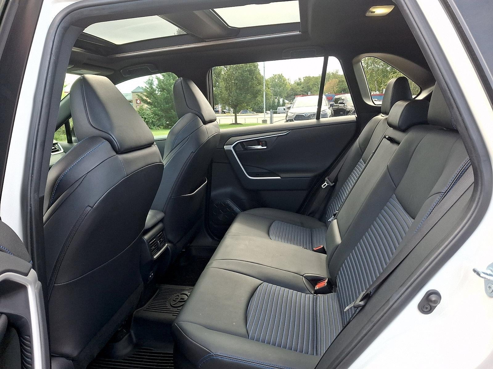 2022 Toyota RAV4 Hybrid XSE AWD (Natl)