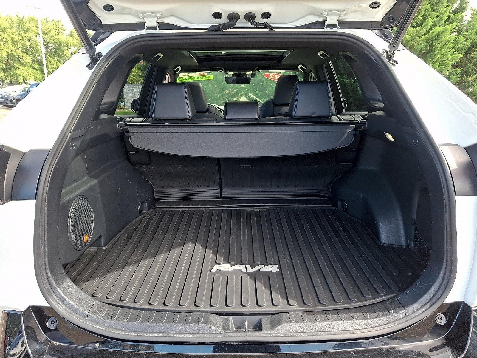 2022 Toyota RAV4 Hybrid XSE AWD (Natl)
