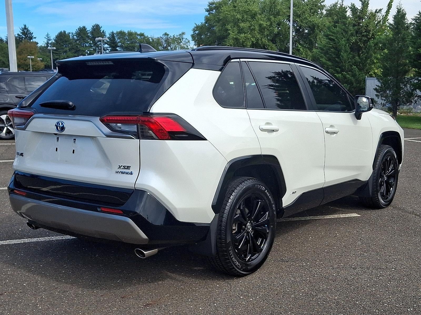 2022 Toyota RAV4 Hybrid XSE AWD (Natl)