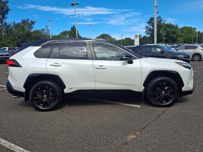 2022 Toyota RAV4 Hybrid XSE AWD (Natl)