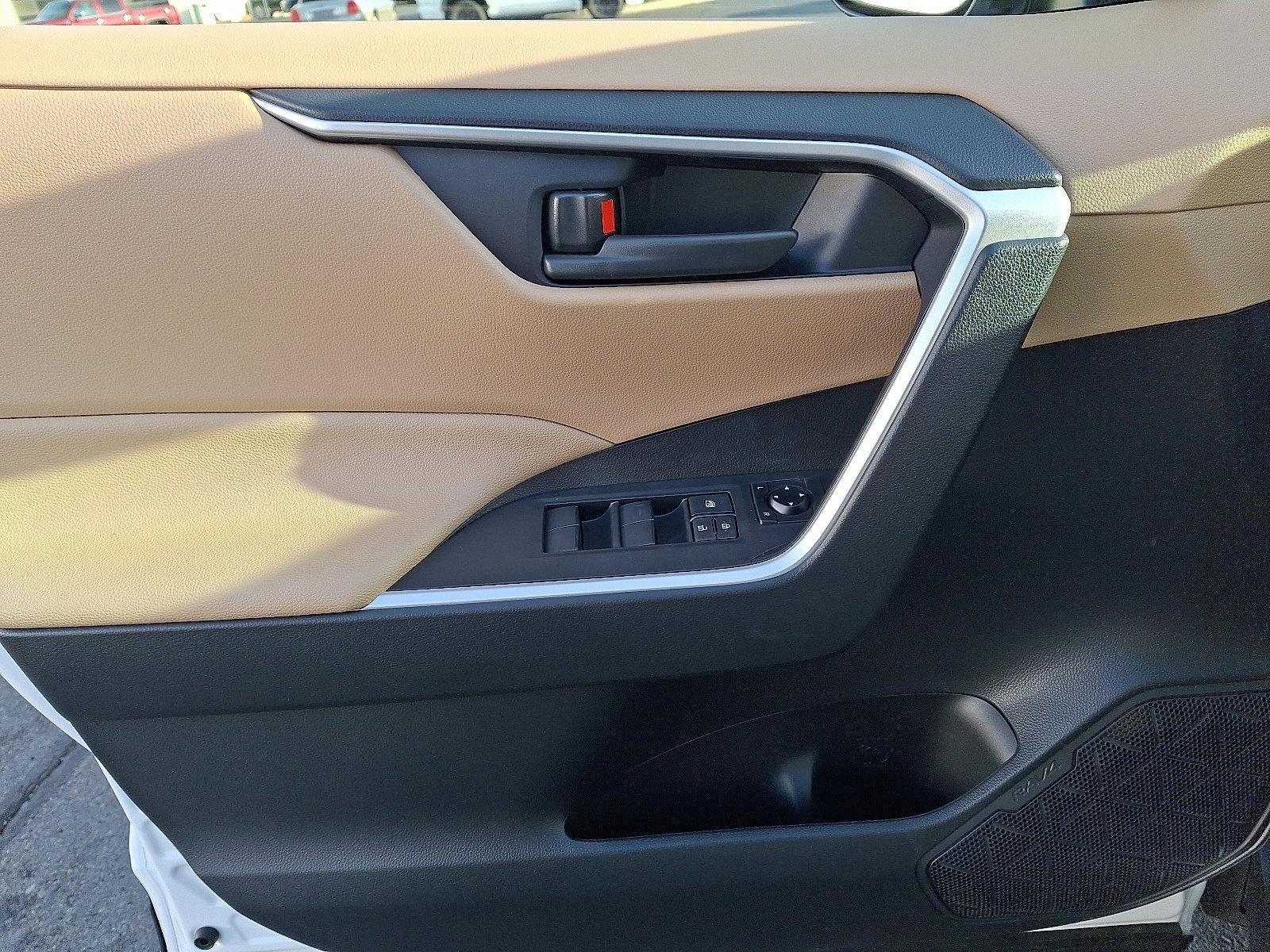 2025 Toyota RAV4 Hybrid LE AWD (Natl)