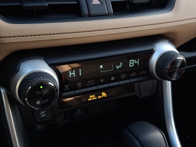 2025 Toyota RAV4 Hybrid LE AWD (Natl)