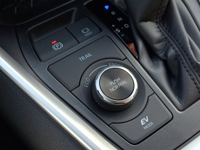 2025 Toyota RAV4 Hybrid LE AWD (Natl)