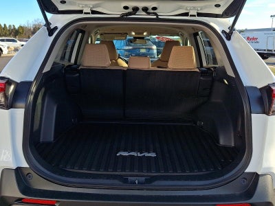 2025 Toyota RAV4 Hybrid LE AWD (Natl)