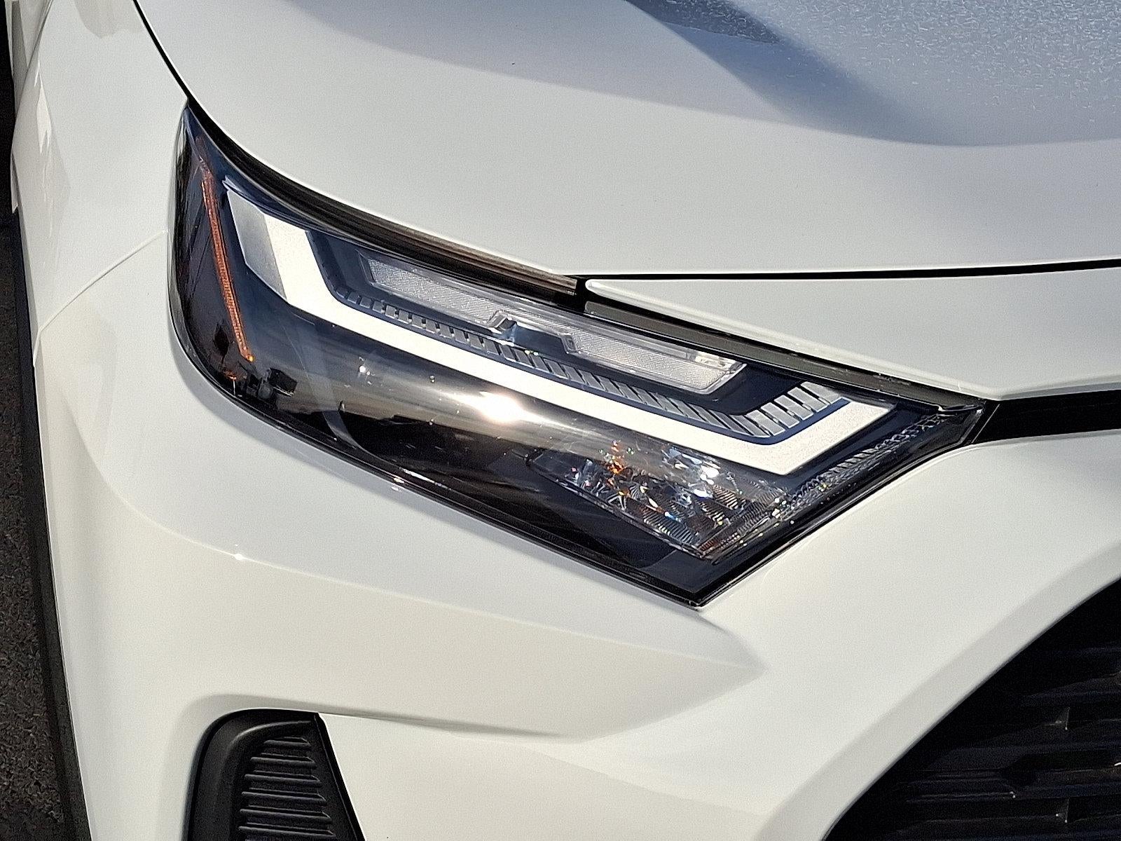 2025 Toyota RAV4 Hybrid LE AWD (Natl)