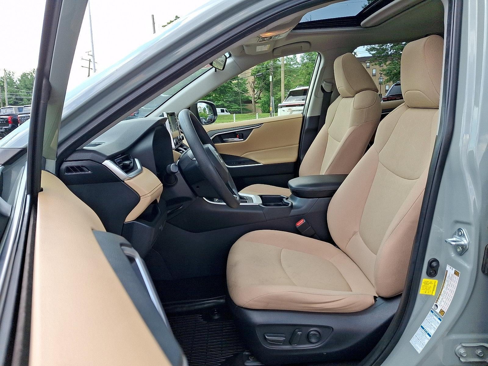 2019 Toyota RAV4 XLE AWD (Natl)