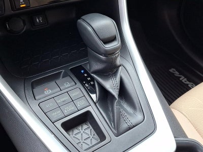 2019 Toyota RAV4 XLE AWD (Natl)