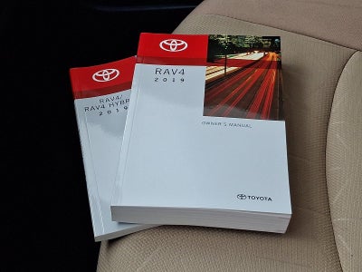 2019 Toyota RAV4 XLE AWD (Natl)