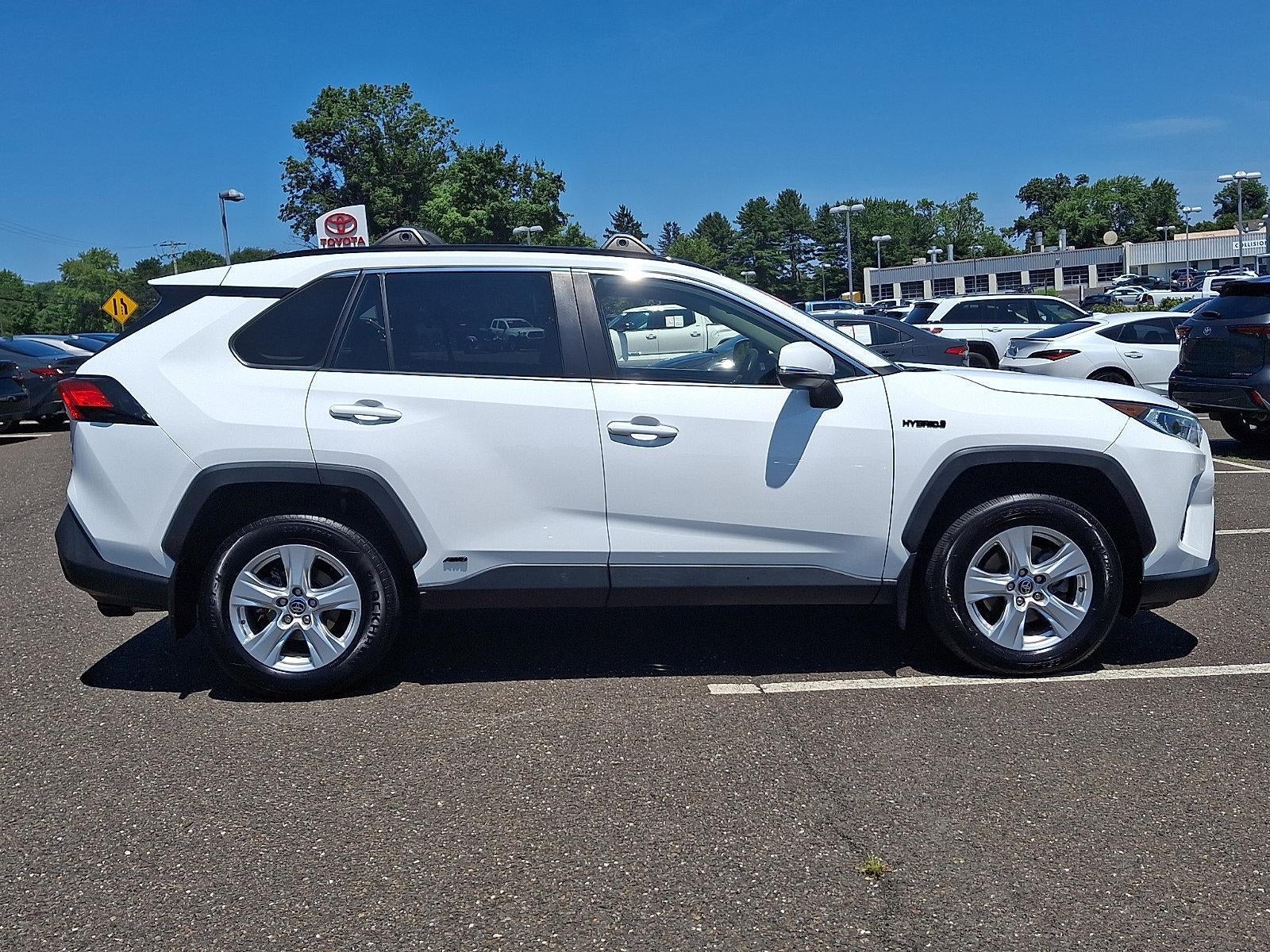 2021 Toyota RAV4 Hybrid XLE AWD (Natl)
