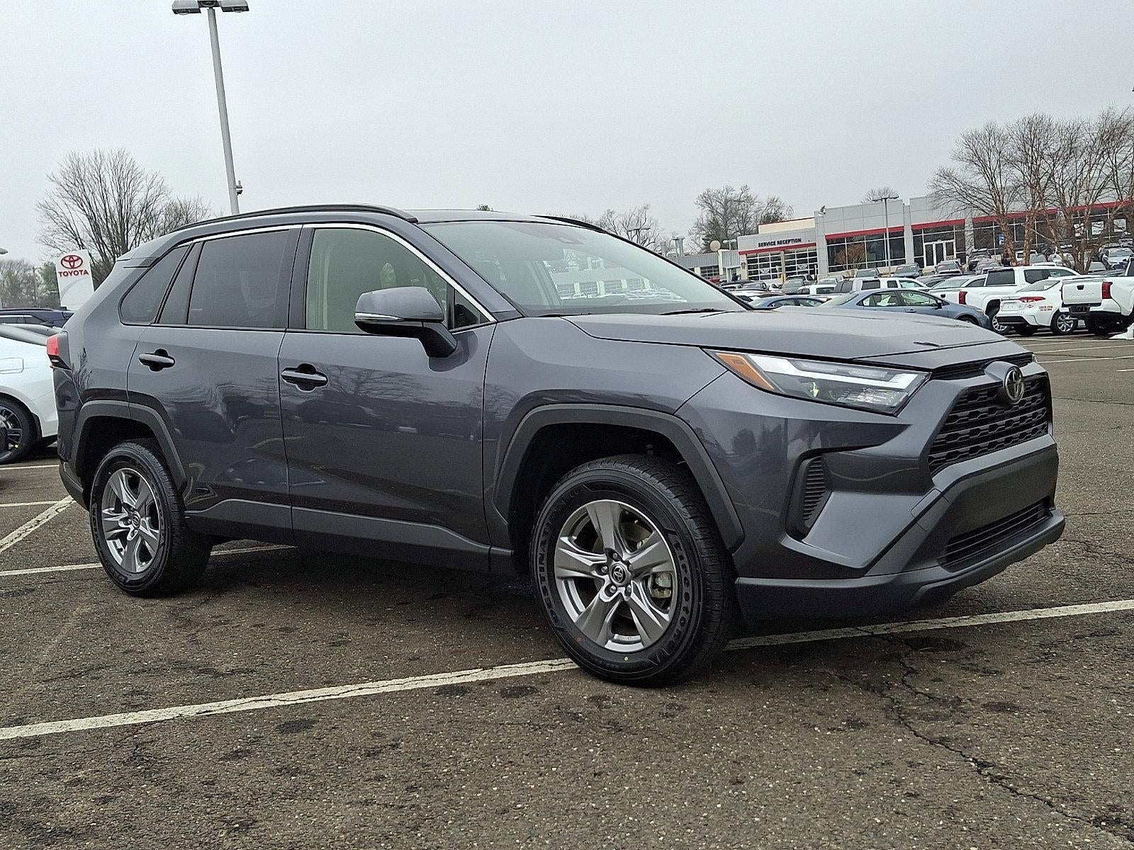2025 Toyota RAV4 Hybrid XLE AWD (Natl)
