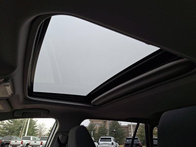 2025 Toyota RAV4 Hybrid XLE AWD (Natl)