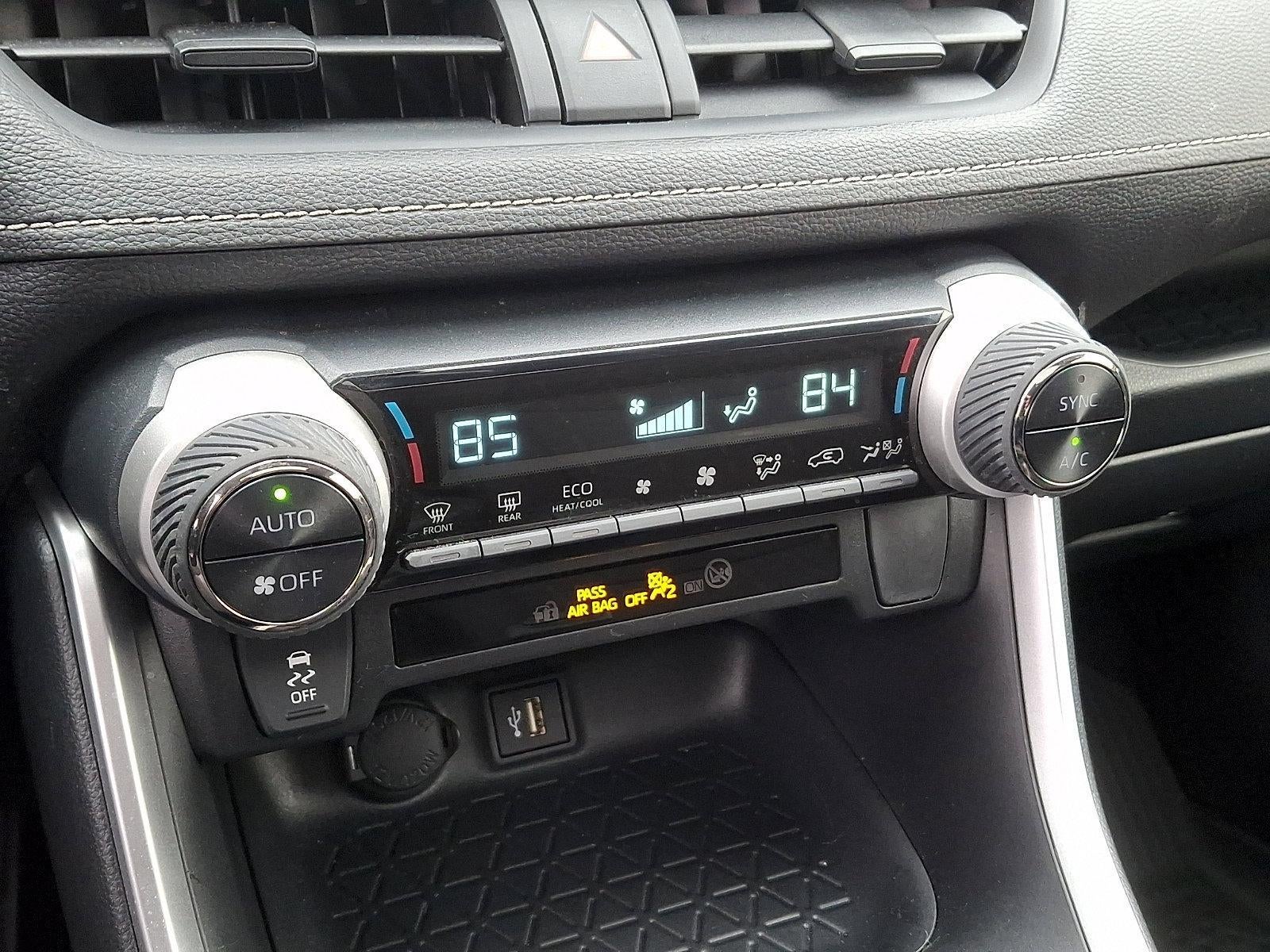 2025 Toyota RAV4 Hybrid XLE AWD (Natl)