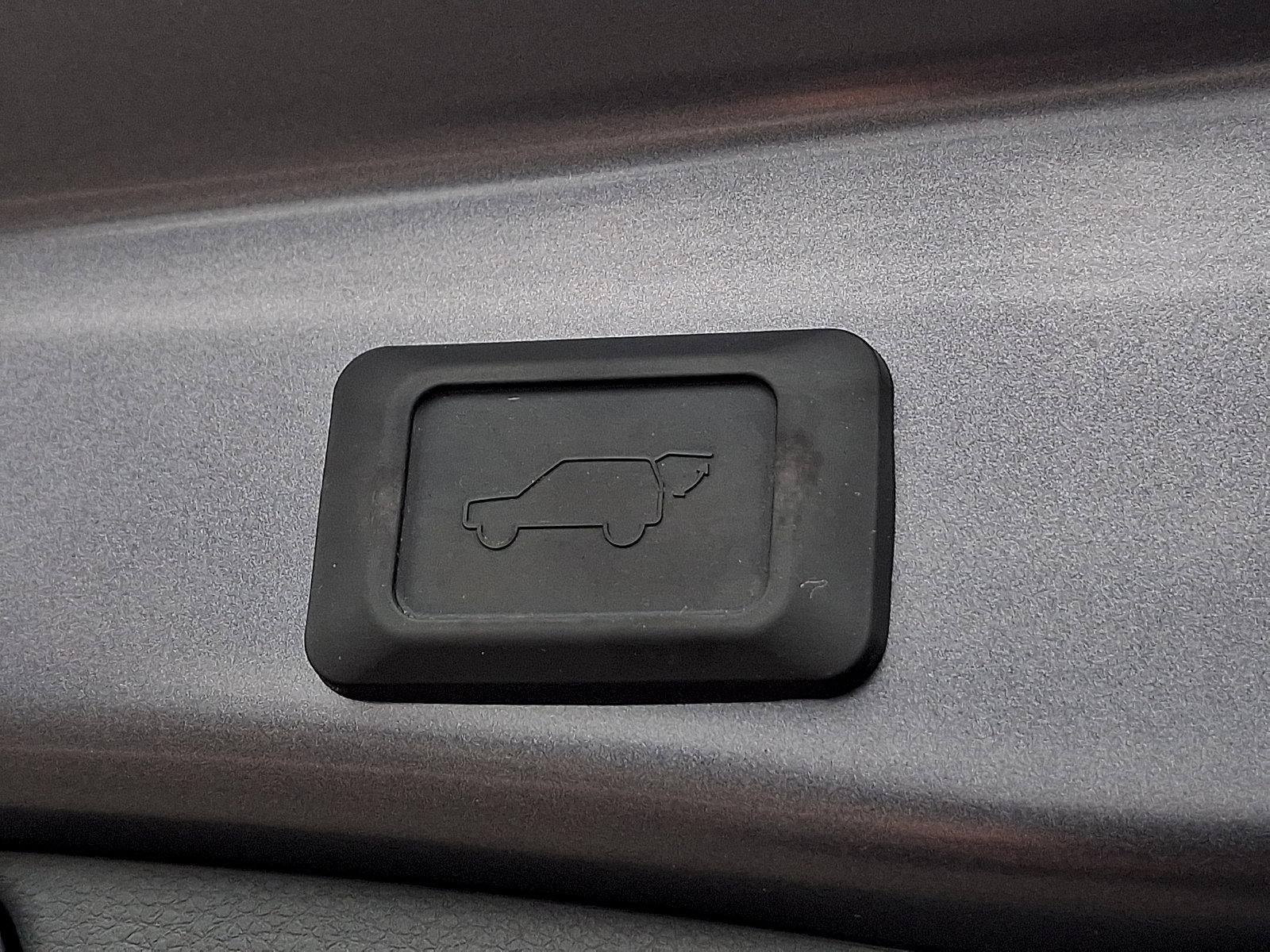 2025 Toyota RAV4 Hybrid XLE AWD (Natl)