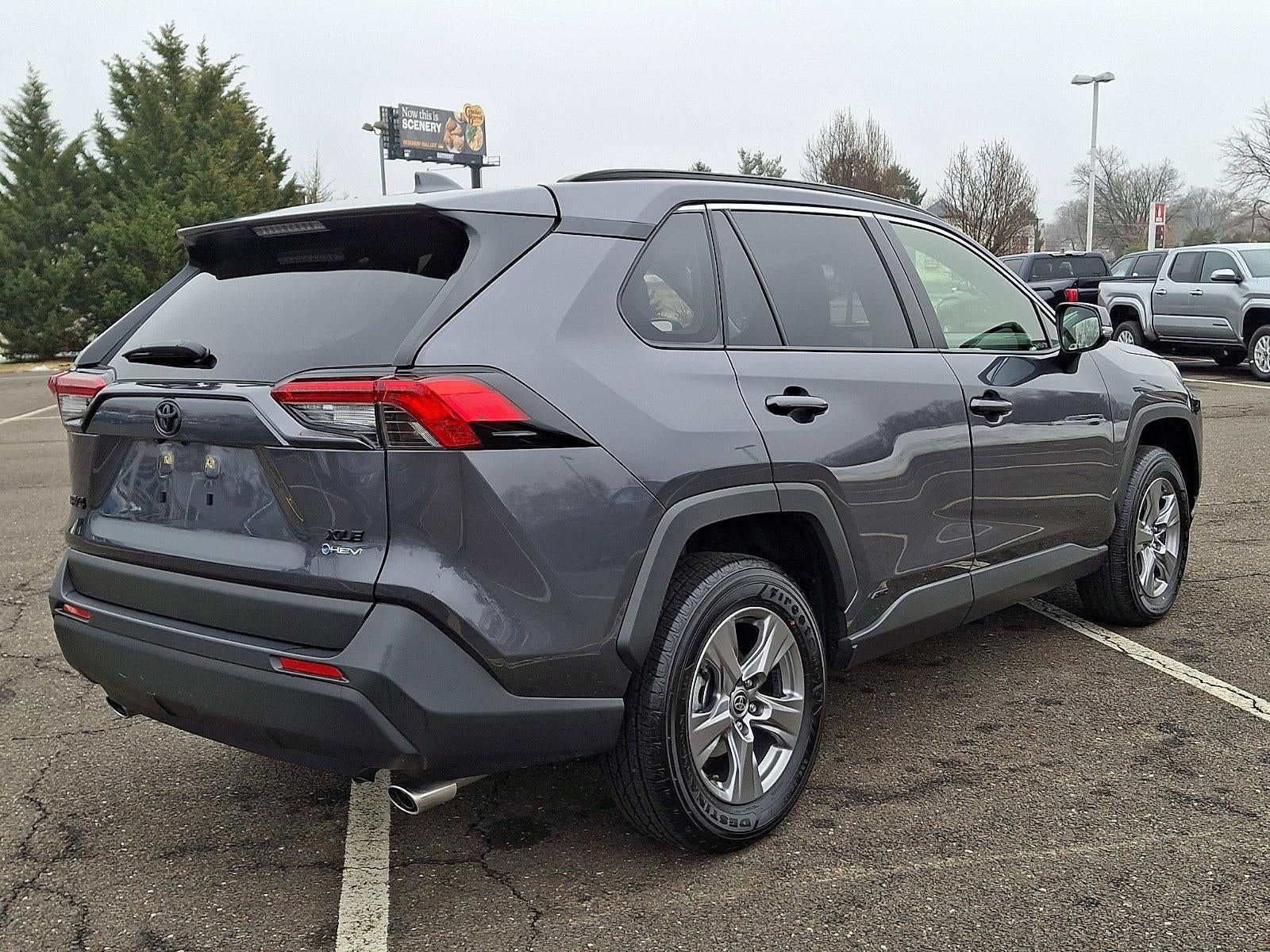 2025 Toyota RAV4 Hybrid XLE AWD (Natl)