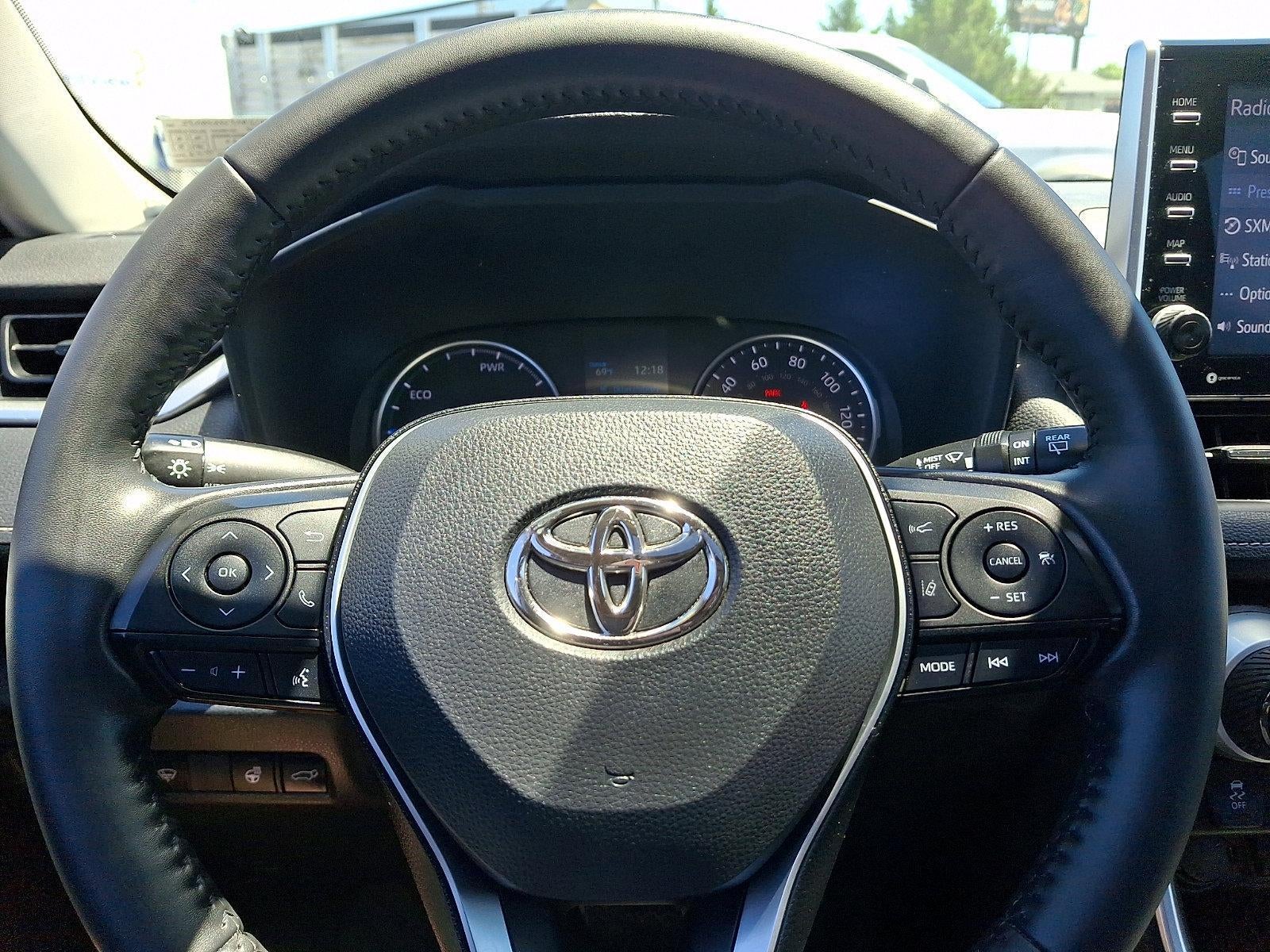 2022 Toyota RAV4 Hybrid XLE AWD (Natl)