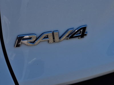 2022 Toyota RAV4 Hybrid XLE AWD (Natl)
