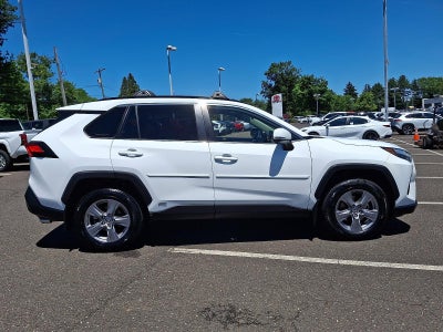 2022 Toyota RAV4 Hybrid XLE AWD (Natl)