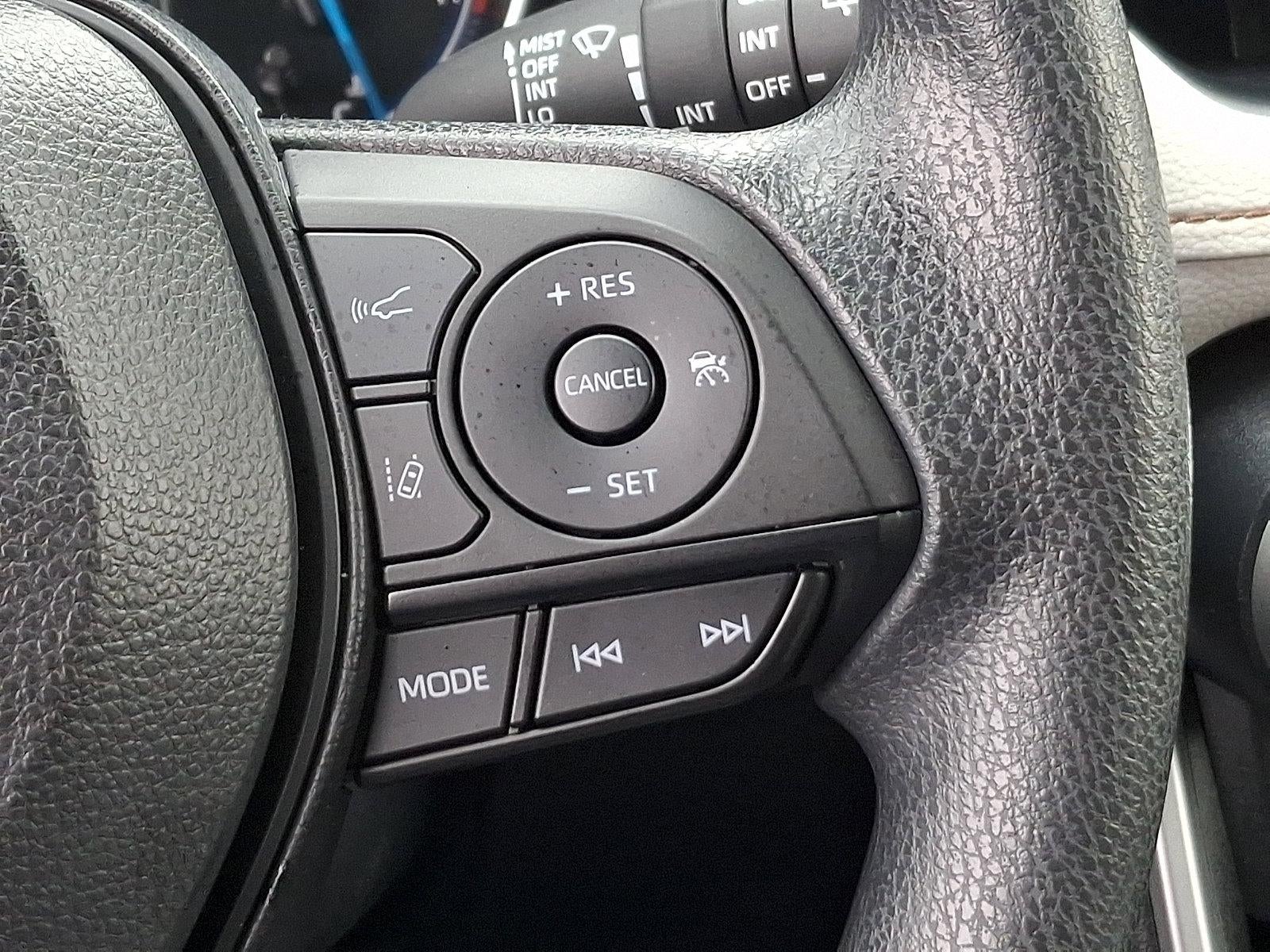 2025 Toyota RAV4 Hybrid XLE AWD (Natl)