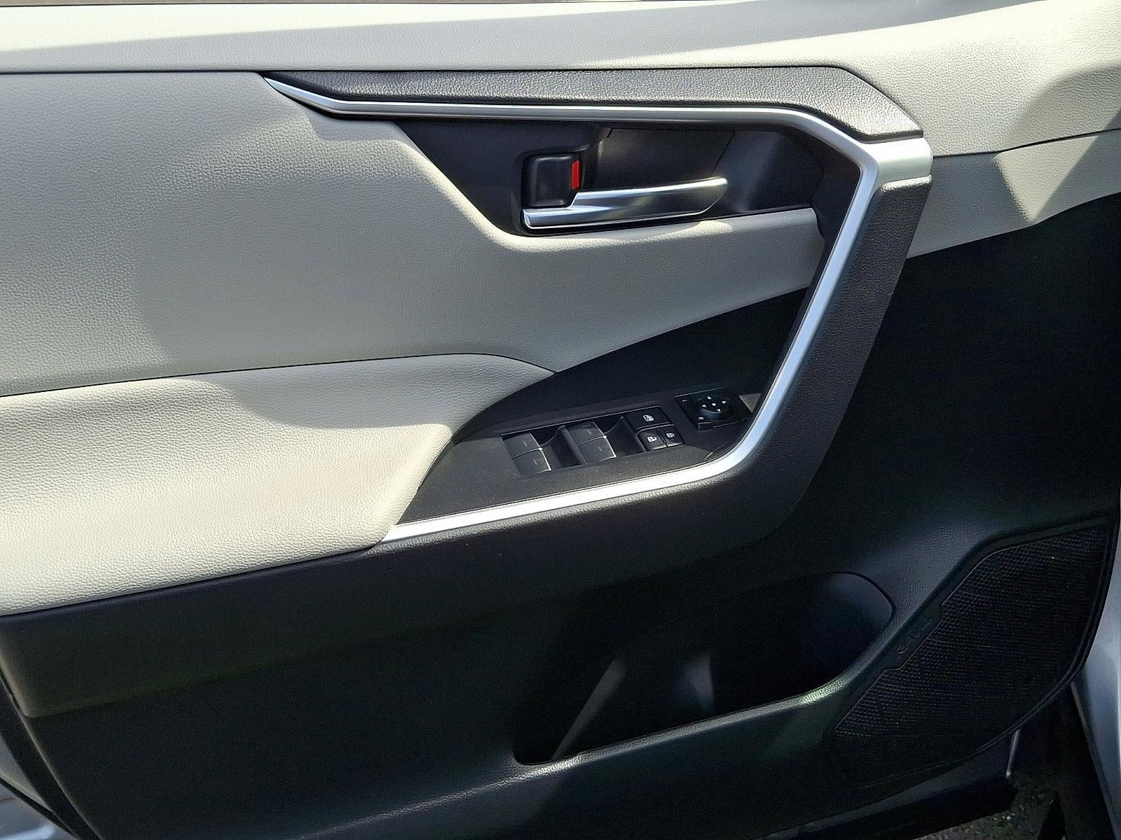 2023 Toyota RAV4 Hybrid XLE AWD (Natl)
