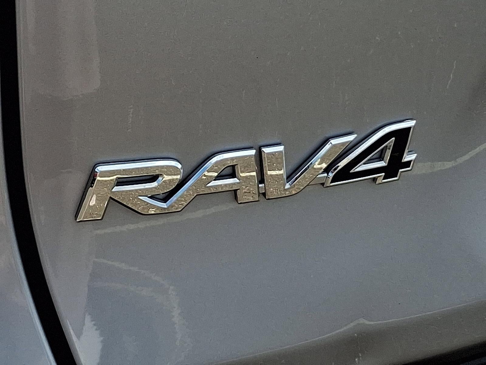 2023 Toyota RAV4 Hybrid XLE AWD (Natl)