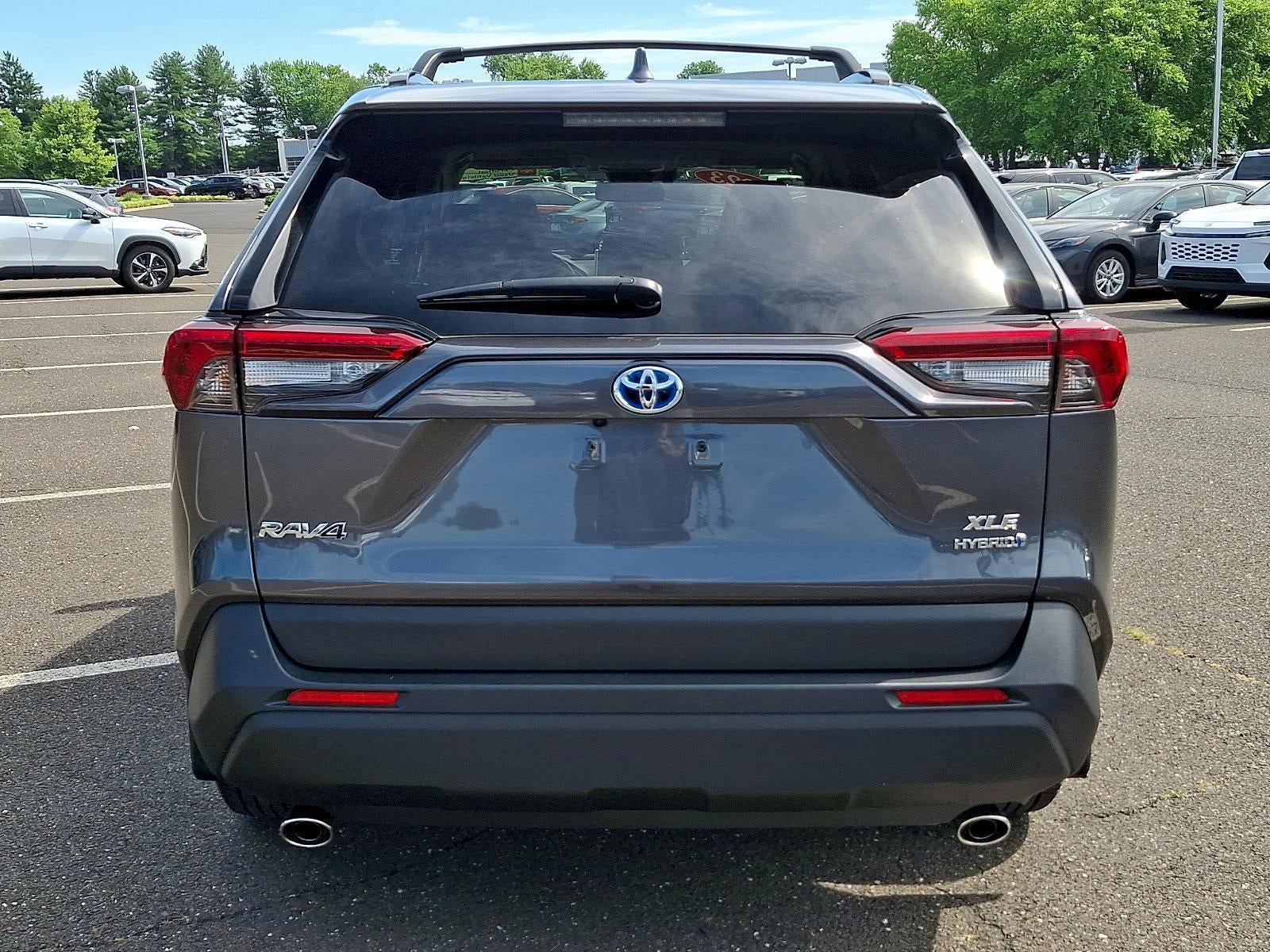 2023 Toyota RAV4 Hybrid XLE AWD (Natl)