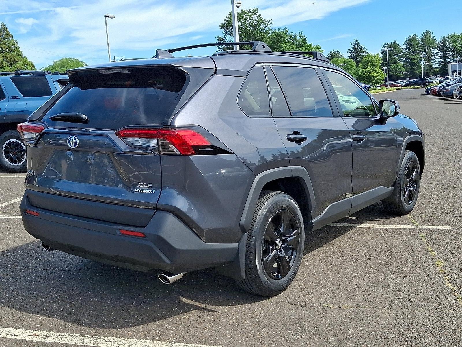 2023 Toyota RAV4 Hybrid XLE AWD (Natl)