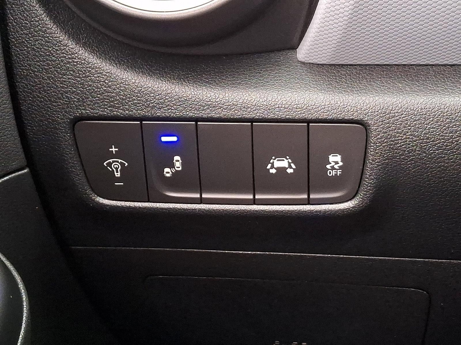 2020 Hyundai KONA SEL Plus Auto AWD